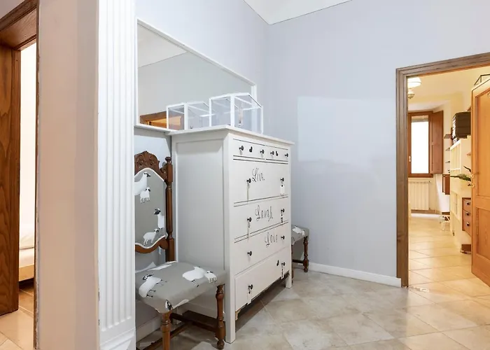 San Niccolo Elegant Apartment Florence
